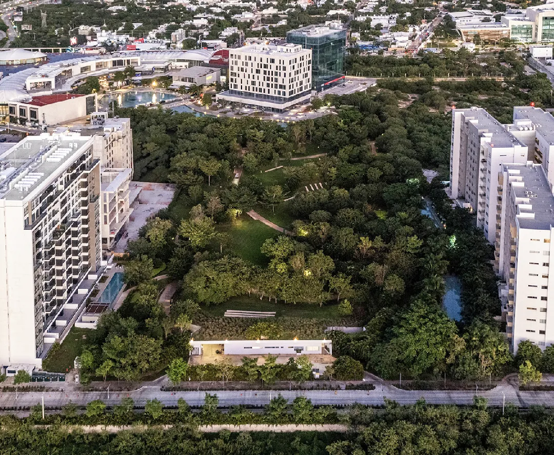 Vista aérea de Vía Montejo y su parque